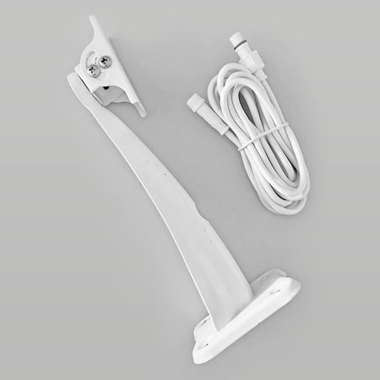 Solar panel mounting bracket with extension cable